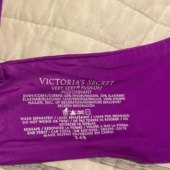 Victoria’s Secret Bra - Picture 3 of 4